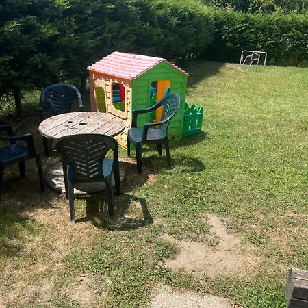 Les Petits Chalets De Dudu La Voulte-sur-Rhone Exteriör bild